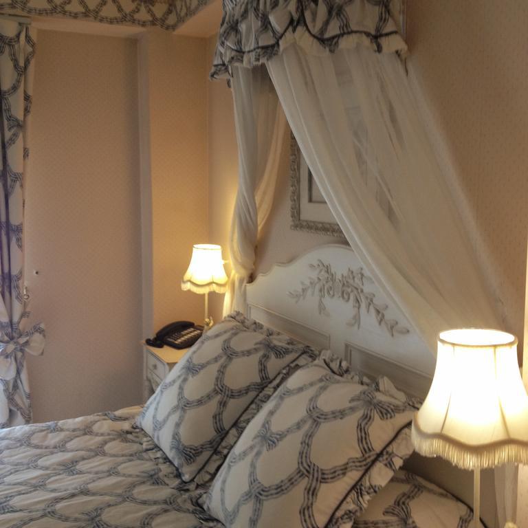 Hostellerie Du Prieure Saint-Prix  Dış mekan fotoğraf