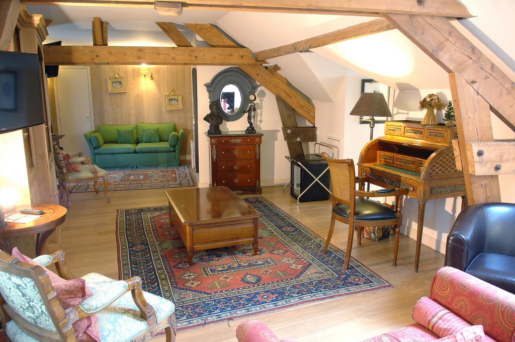 Hostellerie Du Prieure Saint-Prix  Dış mekan fotoğraf