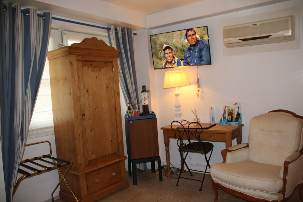 Hostellerie Du Prieure Saint-Prix  Dış mekan fotoğraf