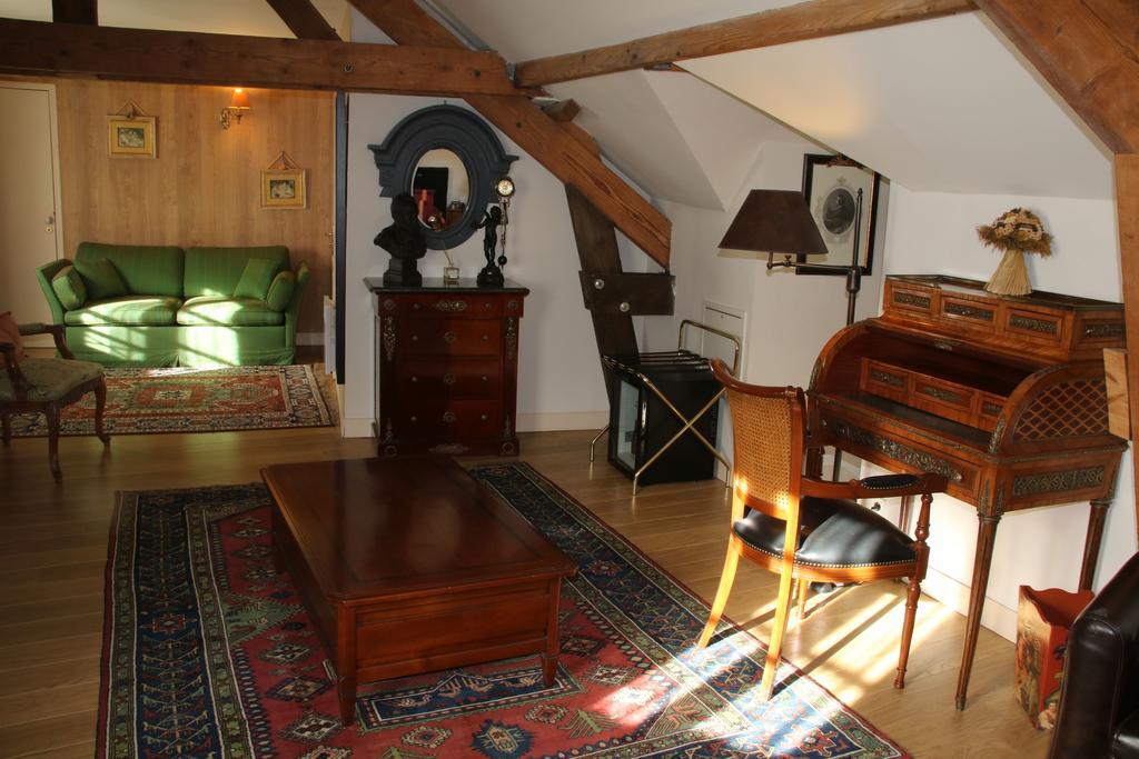 Hostellerie Du Prieure Saint-Prix  Dış mekan fotoğraf