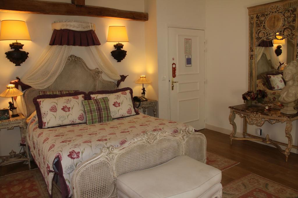 Hostellerie Du Prieure Saint-Prix  Dış mekan fotoğraf