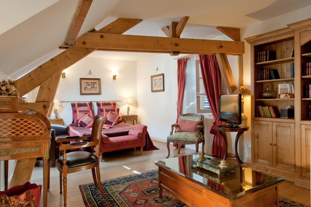 Hostellerie Du Prieure Saint-Prix  Dış mekan fotoğraf