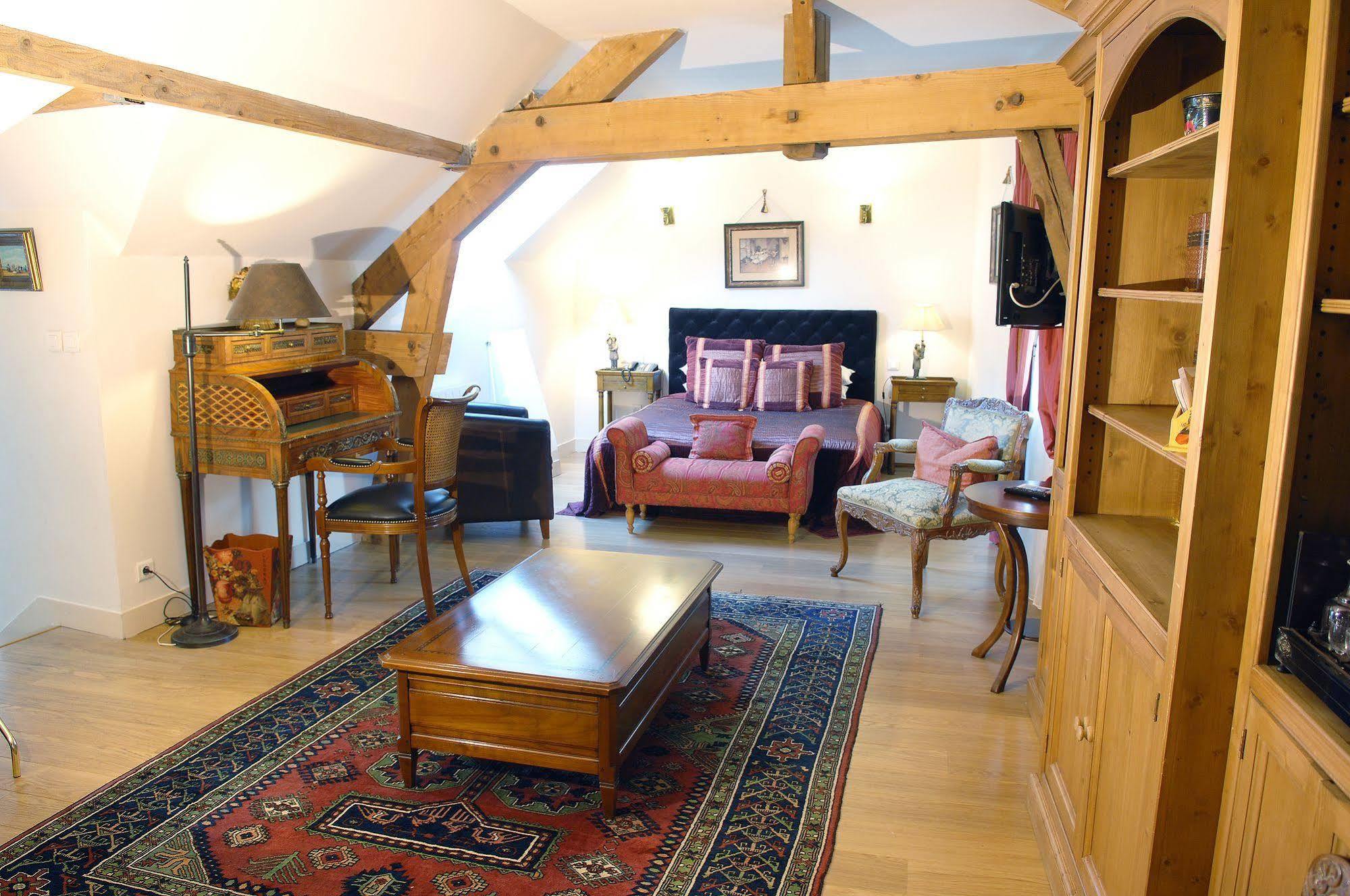 Hostellerie Du Prieure Saint-Prix  Dış mekan fotoğraf