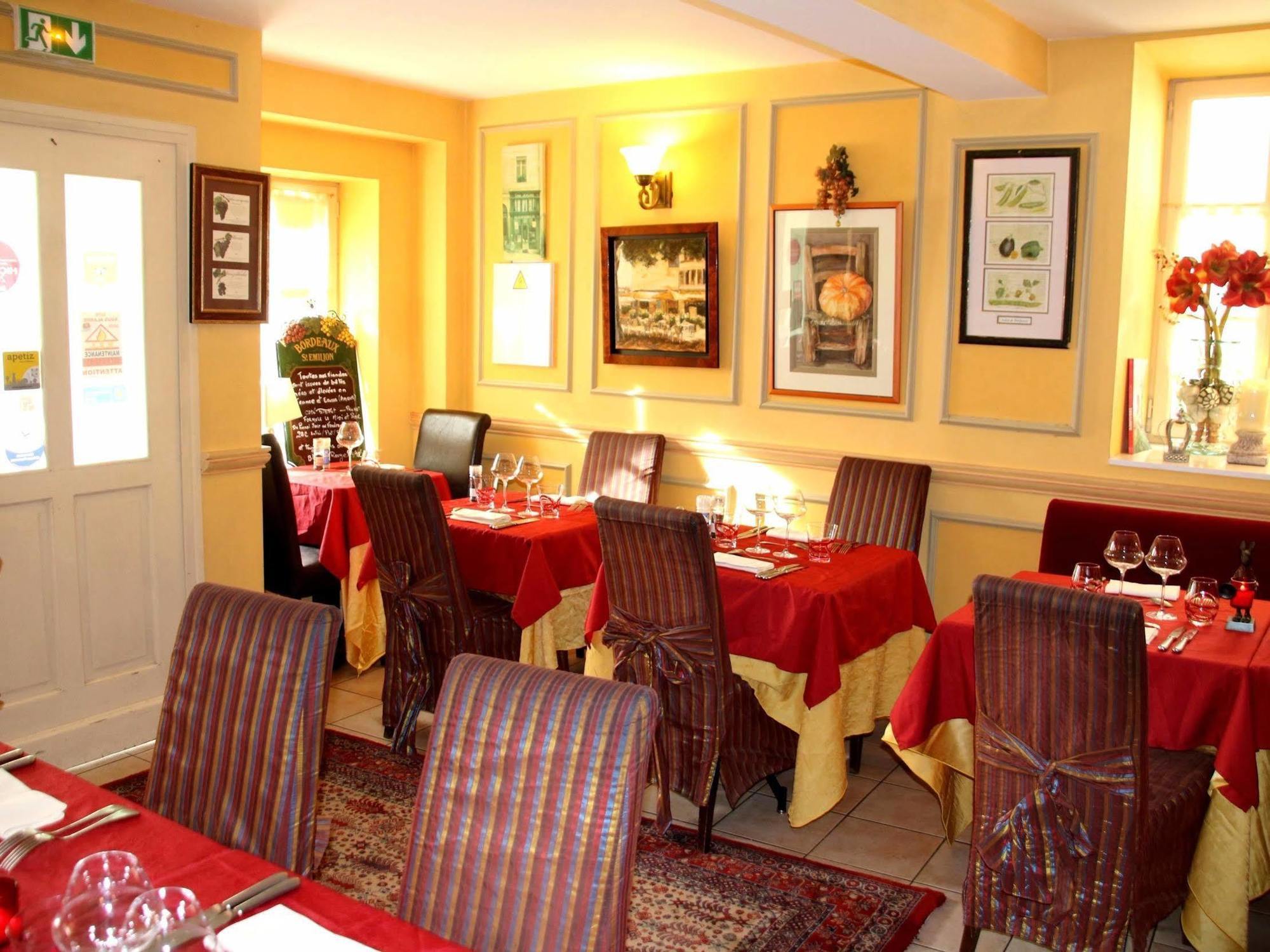 Hostellerie Du Prieure Saint-Prix  Dış mekan fotoğraf