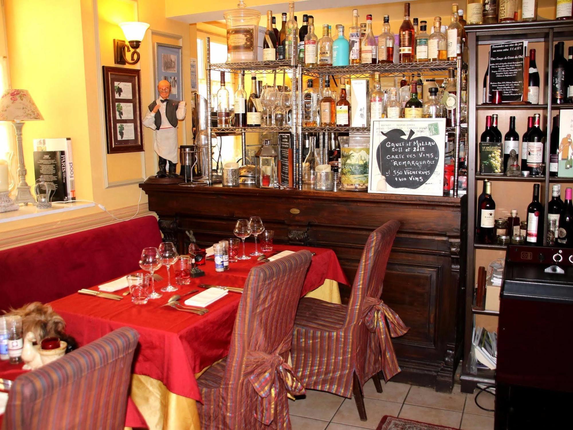 Hostellerie Du Prieure Saint-Prix  Dış mekan fotoğraf